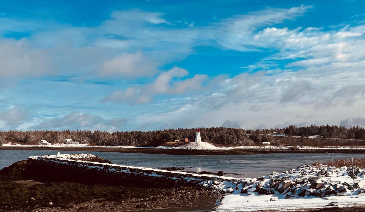 Отель West Quoddy Station Llc Lubec Экстерьер фото